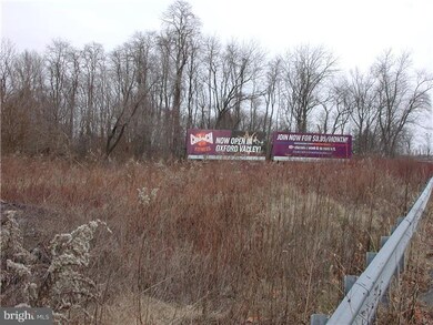 945 Lincoln Hwy, Morrisville, PA 19067 - photo 3