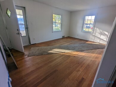 3942 Drummond Rd, Toledo, OH 43613 - photo 4