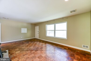 1202 Van Buren Dr, Fort Washington, MD 20744 - photo 7