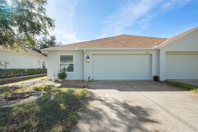 5649 Autumn Shire Dr, Zephyrhills, FL 33541 - photo 2