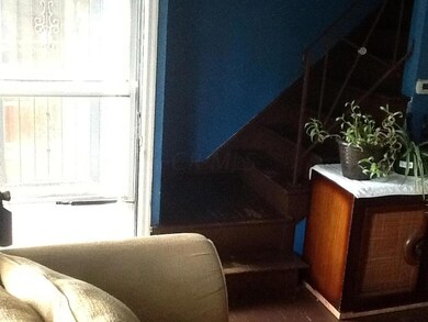 Living Room 4