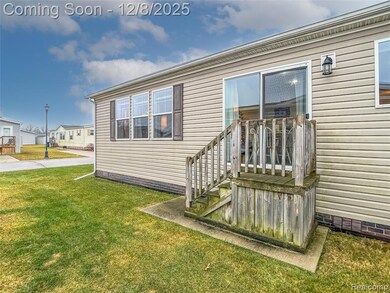 6267 Imperial Dr, Fenton, MI 48430 - photo 4