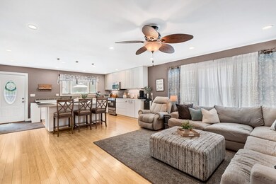 87 Alpine Place unit 87, Franklin, MA 02038 - photo 4