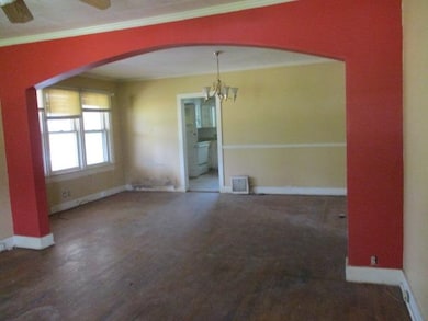 205 S Mulberry St, Tuscumbia, AL 35674 - photo 3