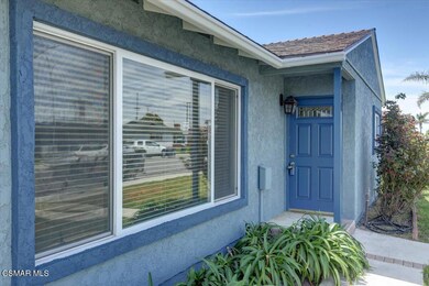05-1410 W Iris St-5