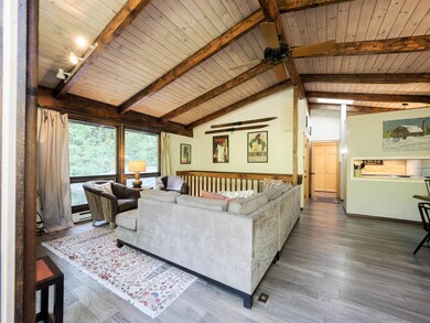 1037 Safford Rd, Hartford, VT 05001 - photo 4