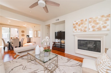 10 Flyers Ln, Tustin, CA 92782 - photo 2