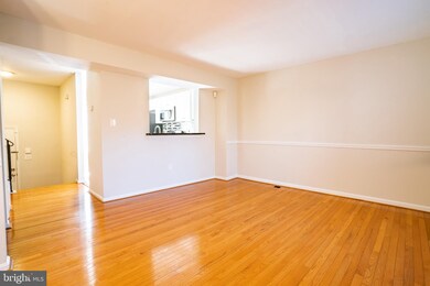 12033 Crimson Ln, Silver Spring, MD 20904 - photo 5