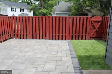 12113 Pheasant Run Dr, Laurel, MD 20708 - photo 4