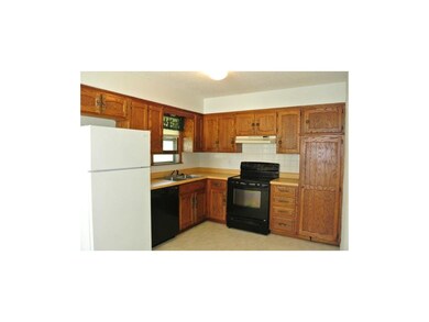 Large Country Kitchen.