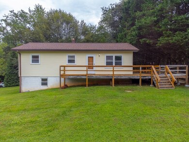 142 Walnut Cove Rd, Franklin, NC 28734 - photo 2