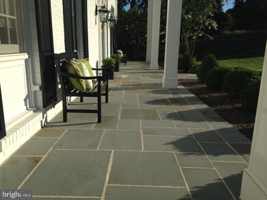 2407 Ravenview Rd, Lutherville Timonium, MD 21093 - photo 5