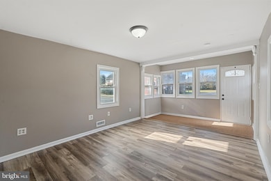 14 Yorke St, Salem, NJ 08079 - photo 4