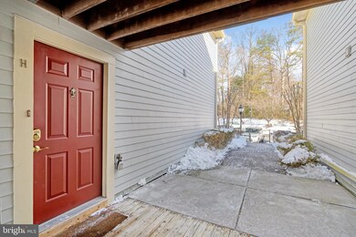 2220 Springwood Dr unit 109B, Reston, VA 20191 - photo 5