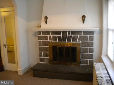 1523 Powell St, Norristown, PA 19401 - photo 3