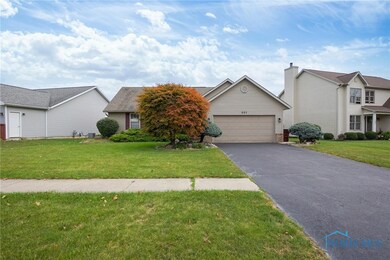 691 Hunters Creek Dr, Findlay, OH 45840 - photo 3