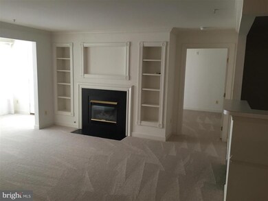 9224 Cardinal Forest Ln unit 9224B, Lorton, VA 22079 - photo 3