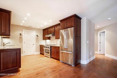 8 Hickory Ln unit 8, Little Silver, NJ 07739 - photo 2
