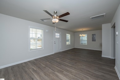 221 Waltham Ct, Greenville, SC 29617 - photo 3