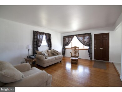 505 Otter Branch Dr, Magnolia, NJ 08049 - photo 6