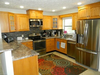 Remodeled Kitchen w/ Custom Cabinets & SS Applianc