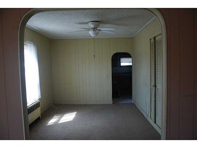 698 Cottage St, Pawtucket, RI 02861 - photo 5