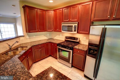 9722 Holmes Place unit 403, Manassas Park, VA 20111 - photo 4