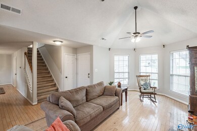 2402 Autumn Ridge Dr SW, Huntsville, AL 35803 - photo 3