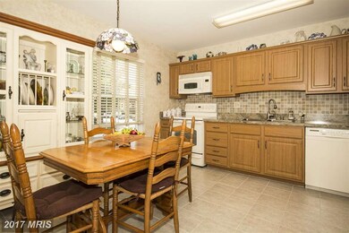 3 Valley Crossing Cir, Cockeysville, MD 21030 - photo 3