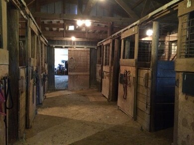 194 Biglow Rd, Brooklyn, WI 53521 - photo 5