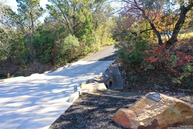 14810 Chinquapin, Helotes, TX 78023 - photo 7