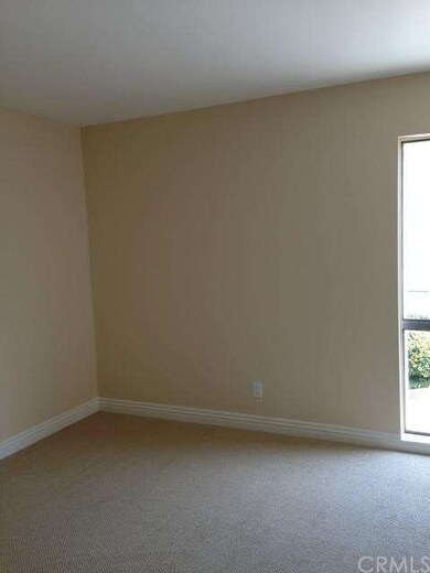New carpet and paint and lot's of light coming thr