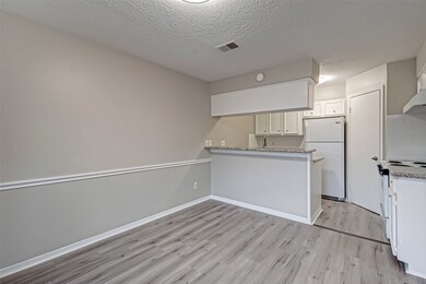 Beautifully Renovated upstairs Unit...Kitchen/Dini