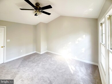 20327 Cedarhurst Way, Germantown, MD 20876 - photo 7