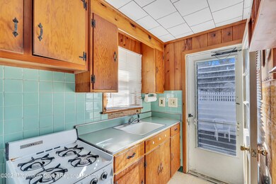 41 Jacobsen Ln, Lavallette, NJ 08735 - photo 6