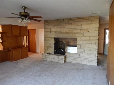 210 W 11th St, Hugoton, KS 67951 - photo 5