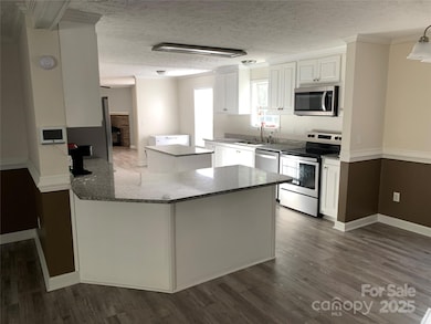 1773 Ellis Rd, Kershaw, SC 29067 - photo 5