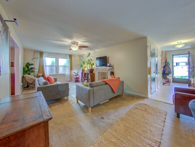 2914 Fairlawn Dr, Columbus, IN 47203 - photo 5