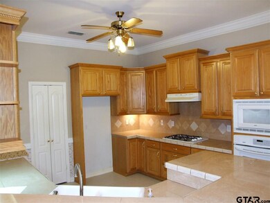 5723 5723 Gloucester, Tyler, TX 75707 - photo 6