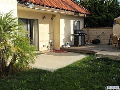 725 S Hayward St unit 5, Anaheim, CA 92804 - photo 2