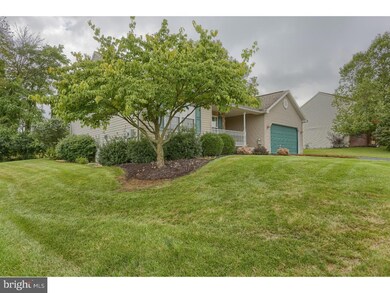 327 Winding Way, Womelsdorf, PA 19567 - photo 2