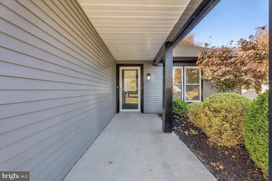 19 Dunstable Rd, Southampton, NJ 08088 - photo 2