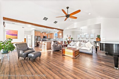 1020-ALongBeachBlvdOnline-9