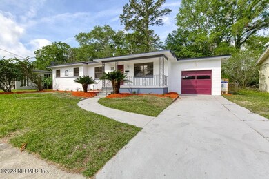 4526 Jammes Rd, Jacksonville, FL 32210 - photo 4