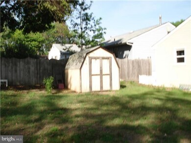 435 W 1st Ave, Runnemede, NJ 08078 - photo 2