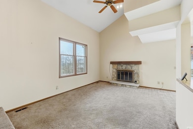 6126 Crofton Dr, Fort Wayne, IN 46835 - photo 7