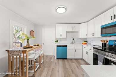 8146 Hammond Blvd, Jacksonville, FL 32220 - photo 7