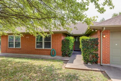 6516 Helena Ct, Cleburne, TX 76031 - photo 4