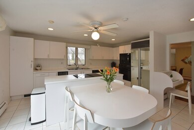 961 Pippin Orchard Rd, Cranston, RI 02921 - photo 7