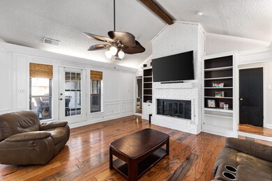 1209 Schumac Ln, Bedford, TX 76022 - photo 6